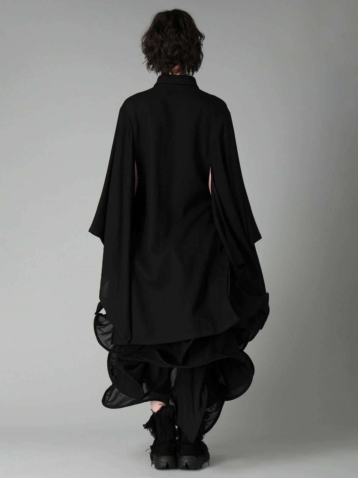 SOFT WOOL KIMONO SLEEVE BLOUSE