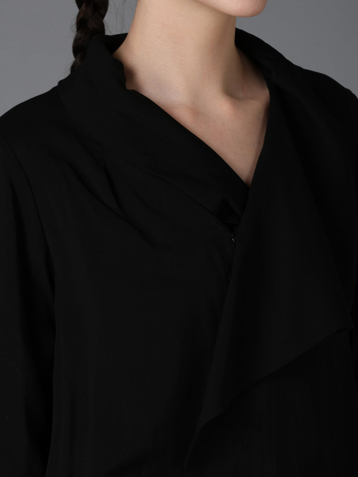 HIGH TWIST GABARDINE LONG DRAPED BLOUSE