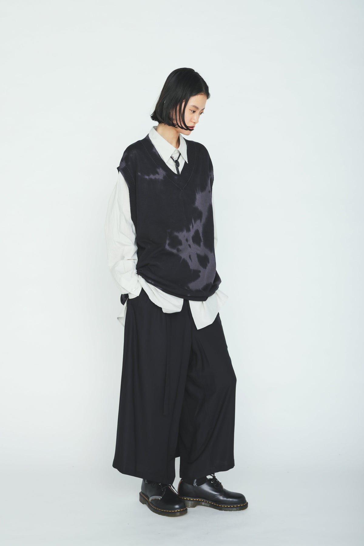 CHUSEN-DYED COMPACT TWIST VEST